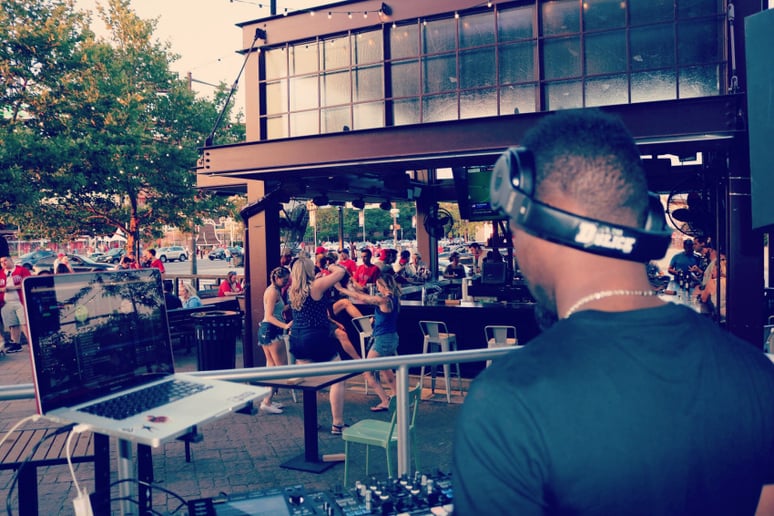 Gallery photo 9 of DJ SLICK