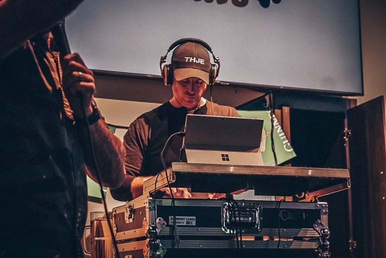 Gallery photo 1 of Dj Slmbrs