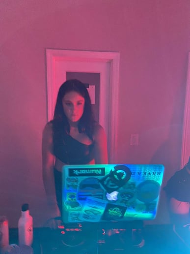 Gallery photo 4 of DJ Slowphia