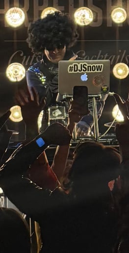 Gallery photo 14 of DJ Snow