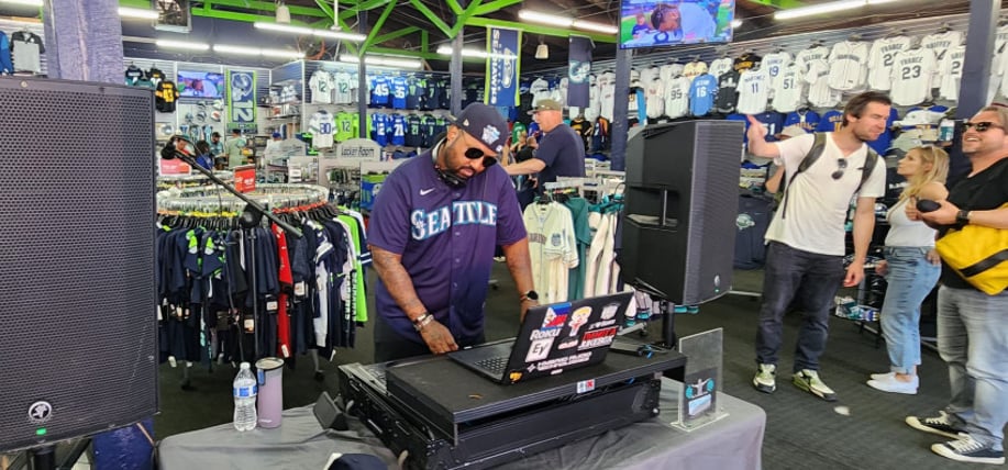 Gallery photo 10 of DJ Soul-P