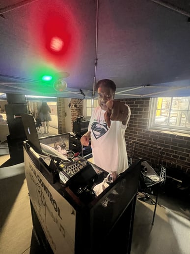 Gallery photo 6 of DJ Soul Control