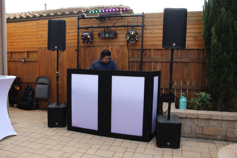 Gallery photo 4 of DJ SoundPhaze Events