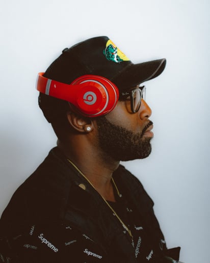 Gallery photo 10 of DJ Specs