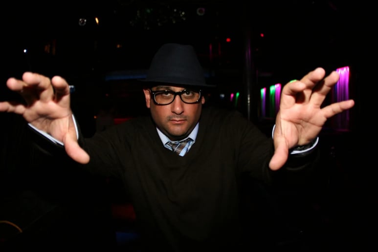 Gallery photo 1 of Dj Spin