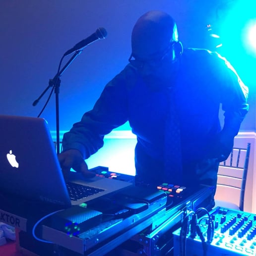 Gallery photo 5 of DJ Stash