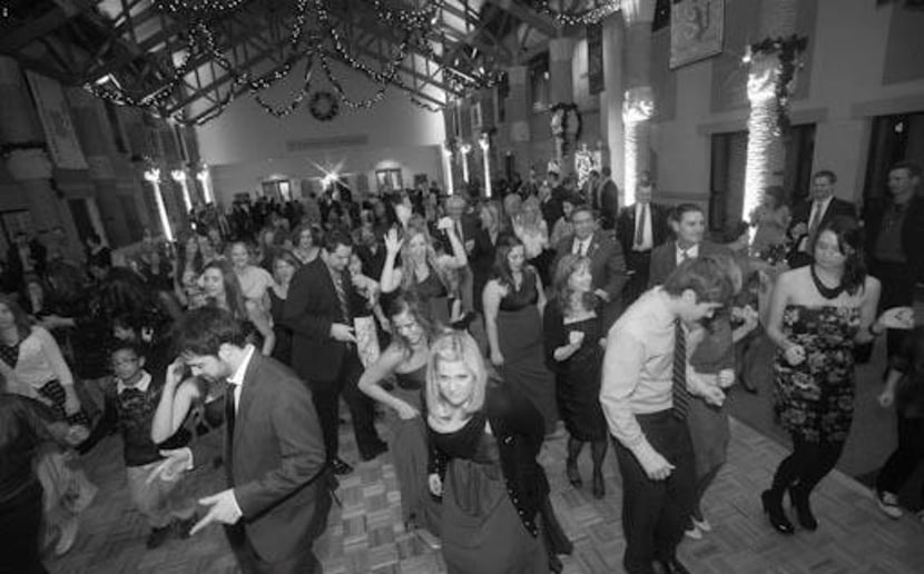 Gallery photo 1 of DJ Steven Feinberg