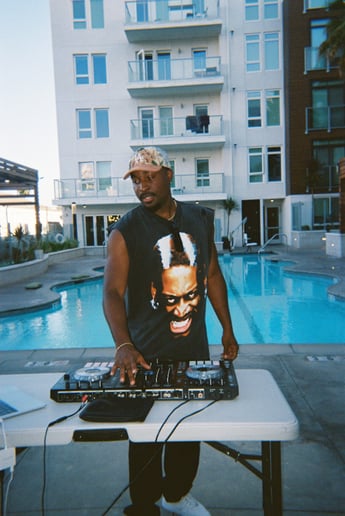Gallery photo 3 of DJ Stevoo