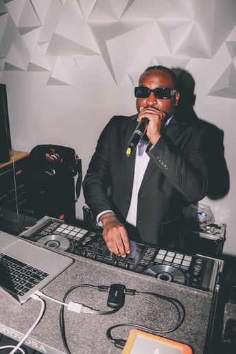 Gallery photo 1 of DJ Stevoo