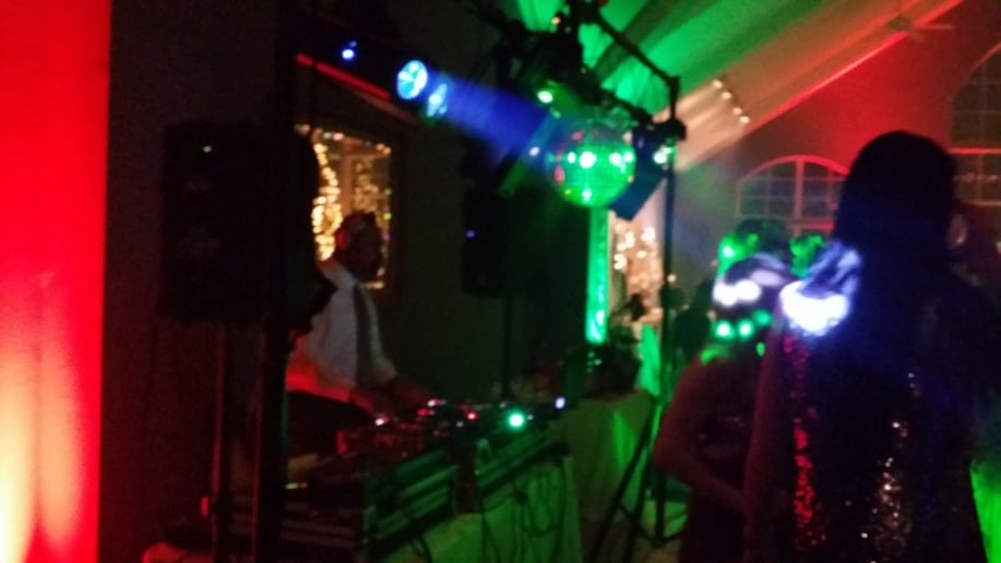 Gallery photo 10 of DJ Stylez