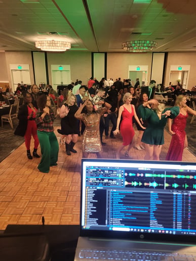 Gallery photo 9 of DJ Suavaye