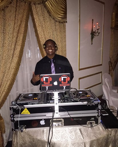 Gallery photo 1 of DJ Supaman