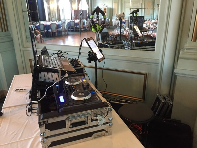 Gallery photo 8 of DJ Surge"The Sound Surgeon"