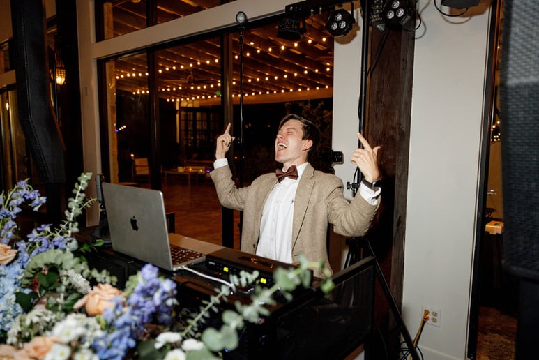 Gallery photo 1 of DJ Sway