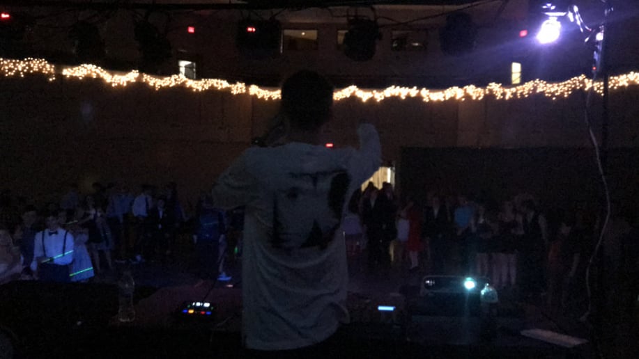 Gallery photo 4 of DJ Syx