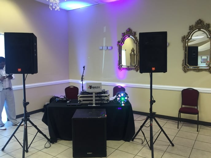 Gallery photo 6 of DJ T PEEZY/Paul's Entertainment