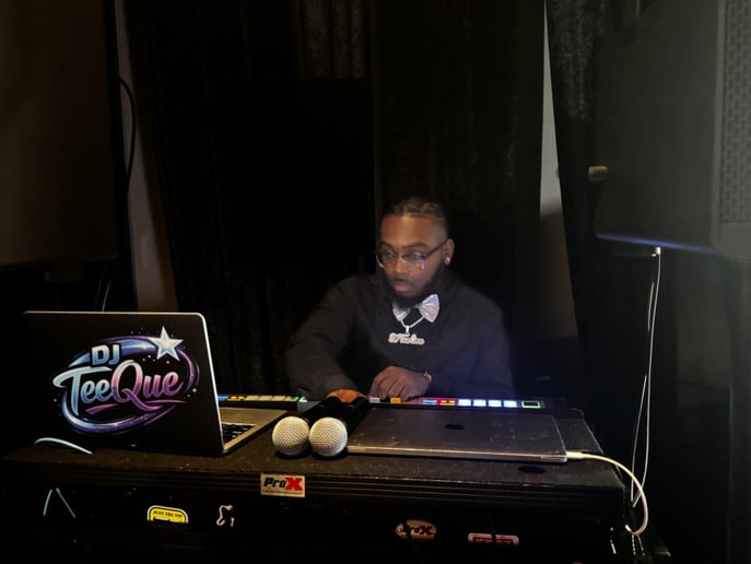Gallery photo 4 of DJ TeeQue