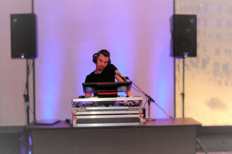 Gallery photo 5 of Dj Tegu Entertainment