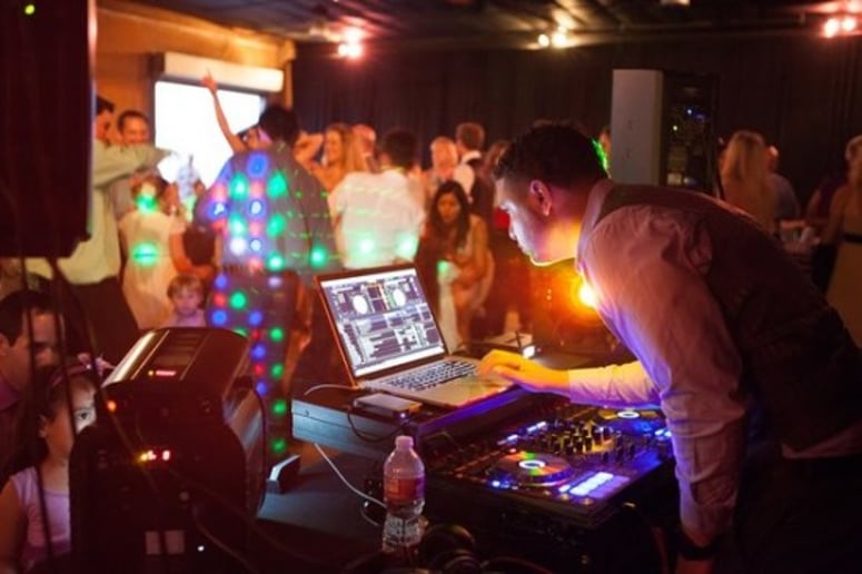 Gallery photo 1 of DJ Tempoe