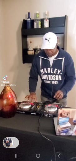 Gallery photo 1 of Dj Flavor