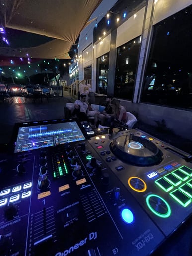 Gallery photo 8 of Dj Tj