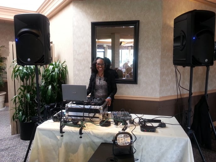 Gallery photo 6 of DJ Tossing T