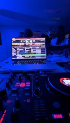Gallery photo 2 of DJ Turntable Events