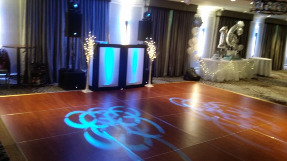Gallery photo 1 of DJ TwinB