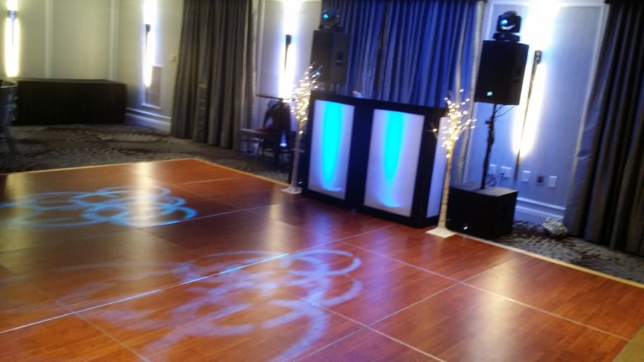 Gallery photo 2 of DJ TwinB