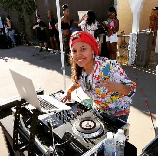 Gallery photo 7 of Dj Twixx
