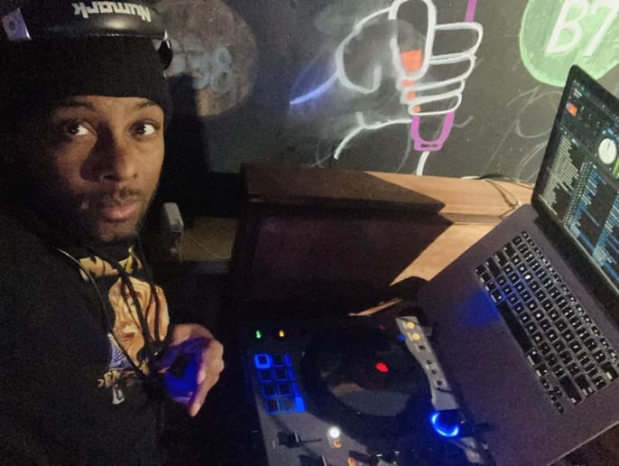 Gallery photo 3 of DJ Ty