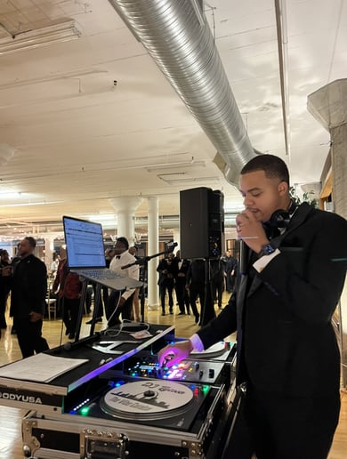 Gallery photo 11 of DJ Tycoon