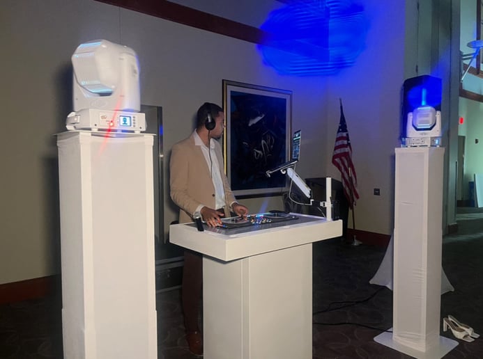 Gallery photo 13 of DJ Tycoon