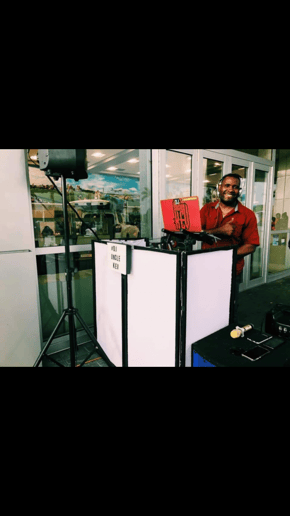 Gallery photo 1 of DJ Uncle Kev (DJ services)