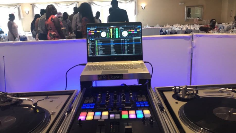 Gallery photo 5 of DJ Uncle Zee