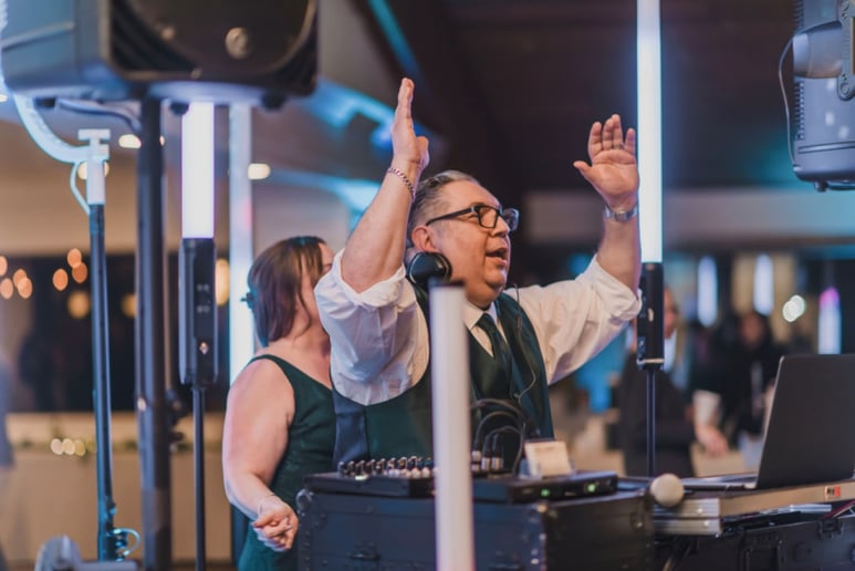 Gallery photo 1 of DJ Victor V