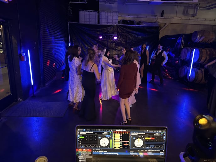 Gallery photo 2 of DJ Victor V