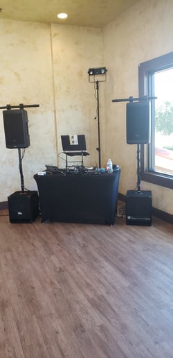 Gallery photo 1 of DJ V.i.c