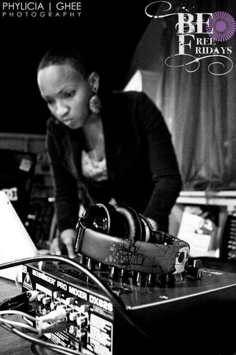 Gallery photo 3 of DJ VickZen