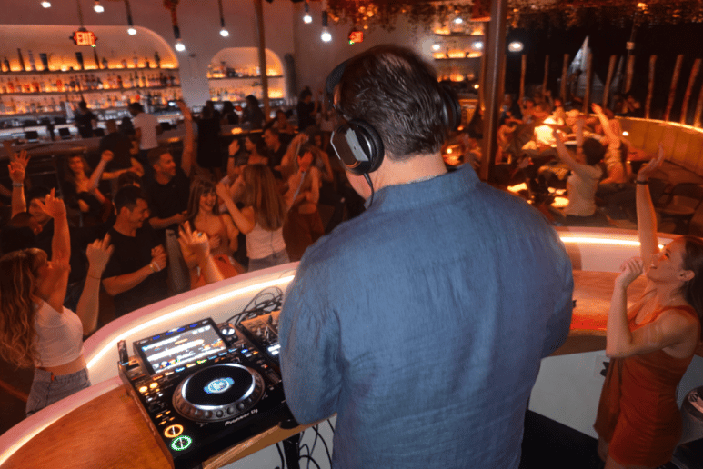 Gallery photo 3 of Dj Vlad Miami
