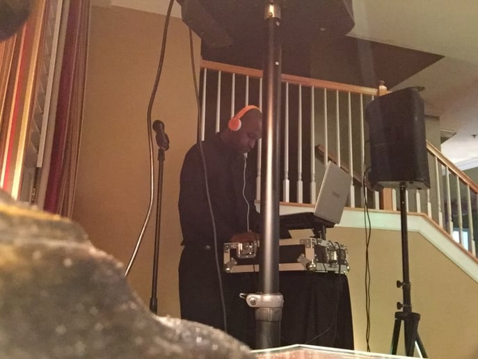 Gallery photo 10 of DJ Walt Wiz