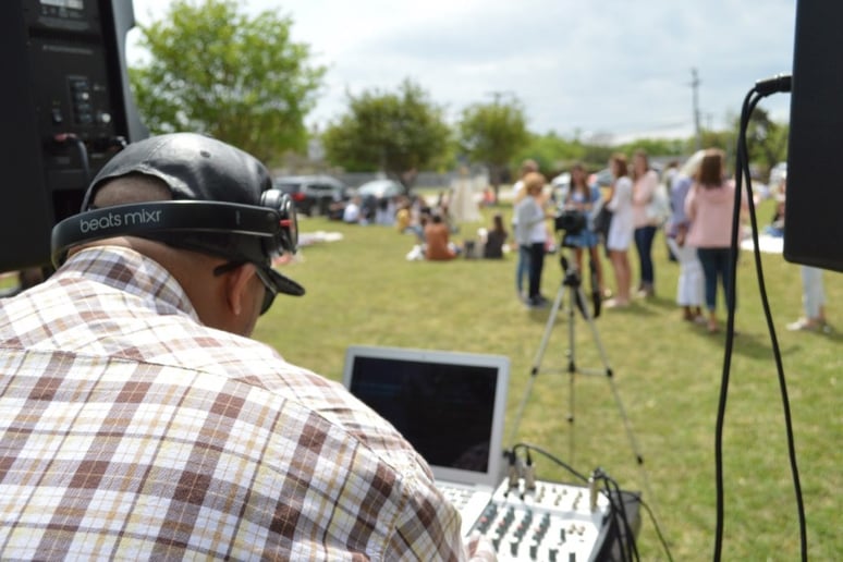 Gallery photo 2 of Dj Warr