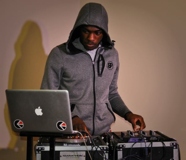 Gallery photo 1 of DJ Wayne Tunes