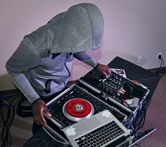 Gallery photo 3 of DJ Wayne Tunes