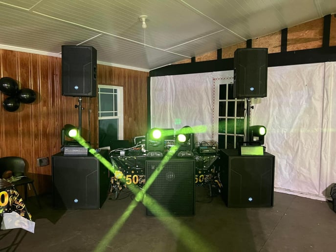 Gallery photo 6 of DJ Willie H.