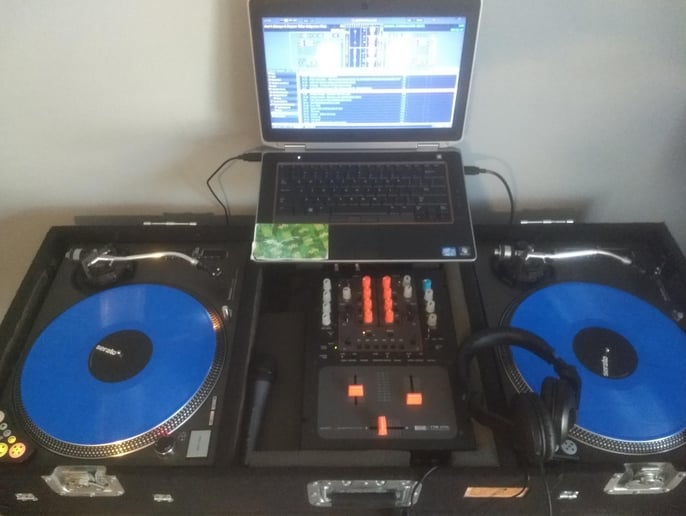 Gallery photo 1 of DJ Woopeneck