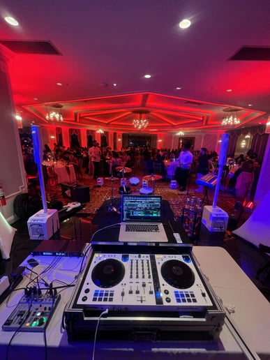 Gallery photo 2 of DJ Yobi