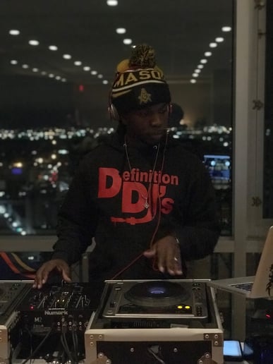 Gallery photo 1 of DJ Yung Wolf