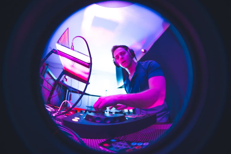 Gallery photo 1 of DJ Zaloum