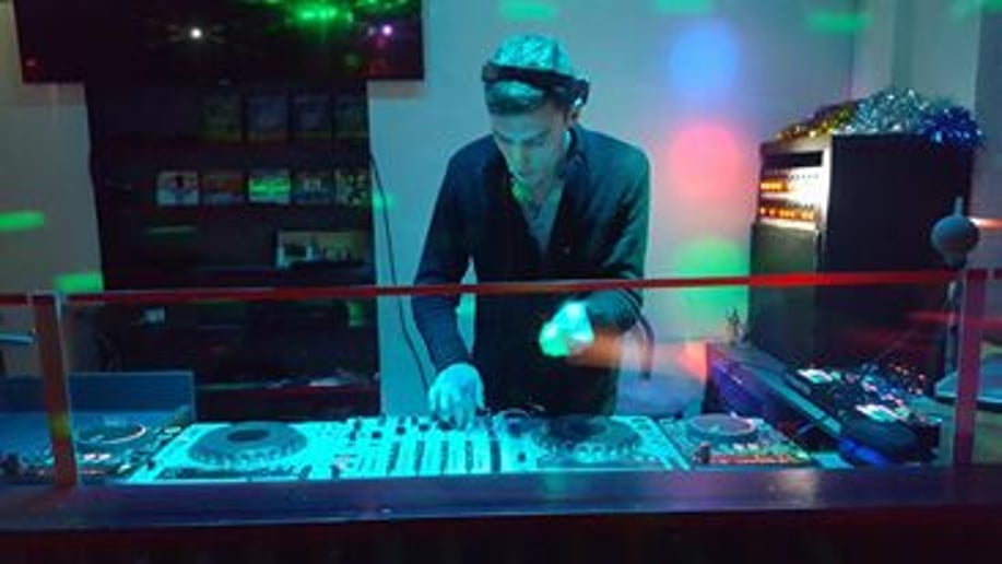 Gallery photo 1 of DjarP